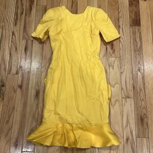 Carolina Herrera Neiman Marcus Yellow 100% Silk Dress Sz 6 Ruffle Hem & Back